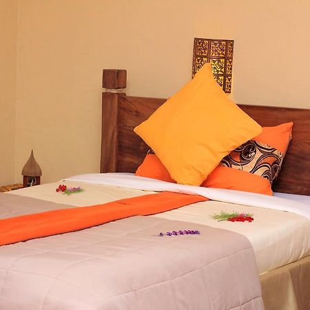 Lake Mulehe Gorilla Lodge Kisoro 外观 照片